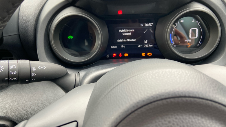 Toyota Yaris 1.5 Hybrid Design 5dr CVT Hybrid Hatchback